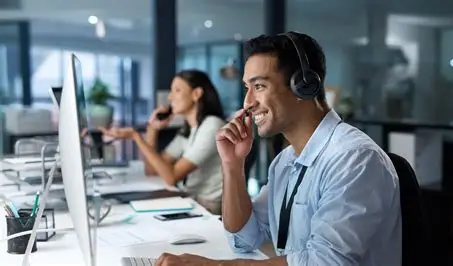 Akemi Hair Glow customer support specialist